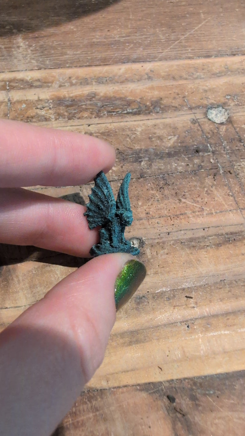 Gargoyle Small - Urban Sprouts