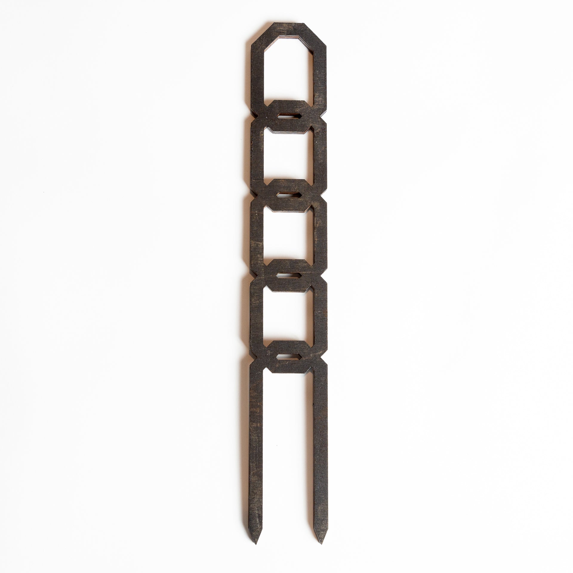 11" Wide Hexagon Black Chain Link Trellis - Urban Sprouts