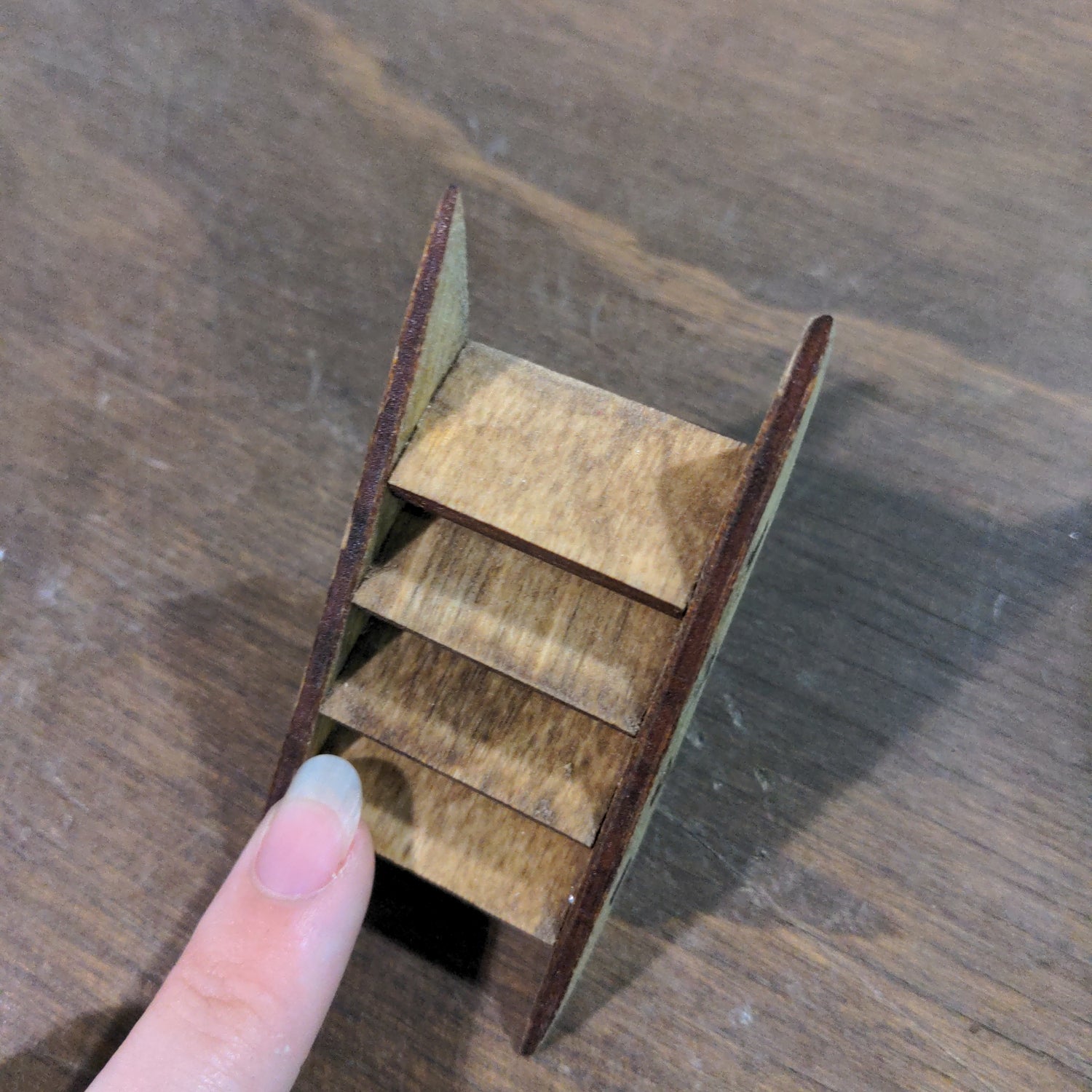 Mini wooden steps - Urban Sprouts
