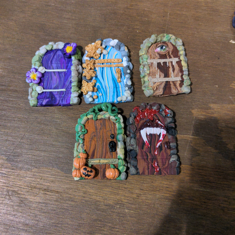 Small clay door - Urban Sprouts