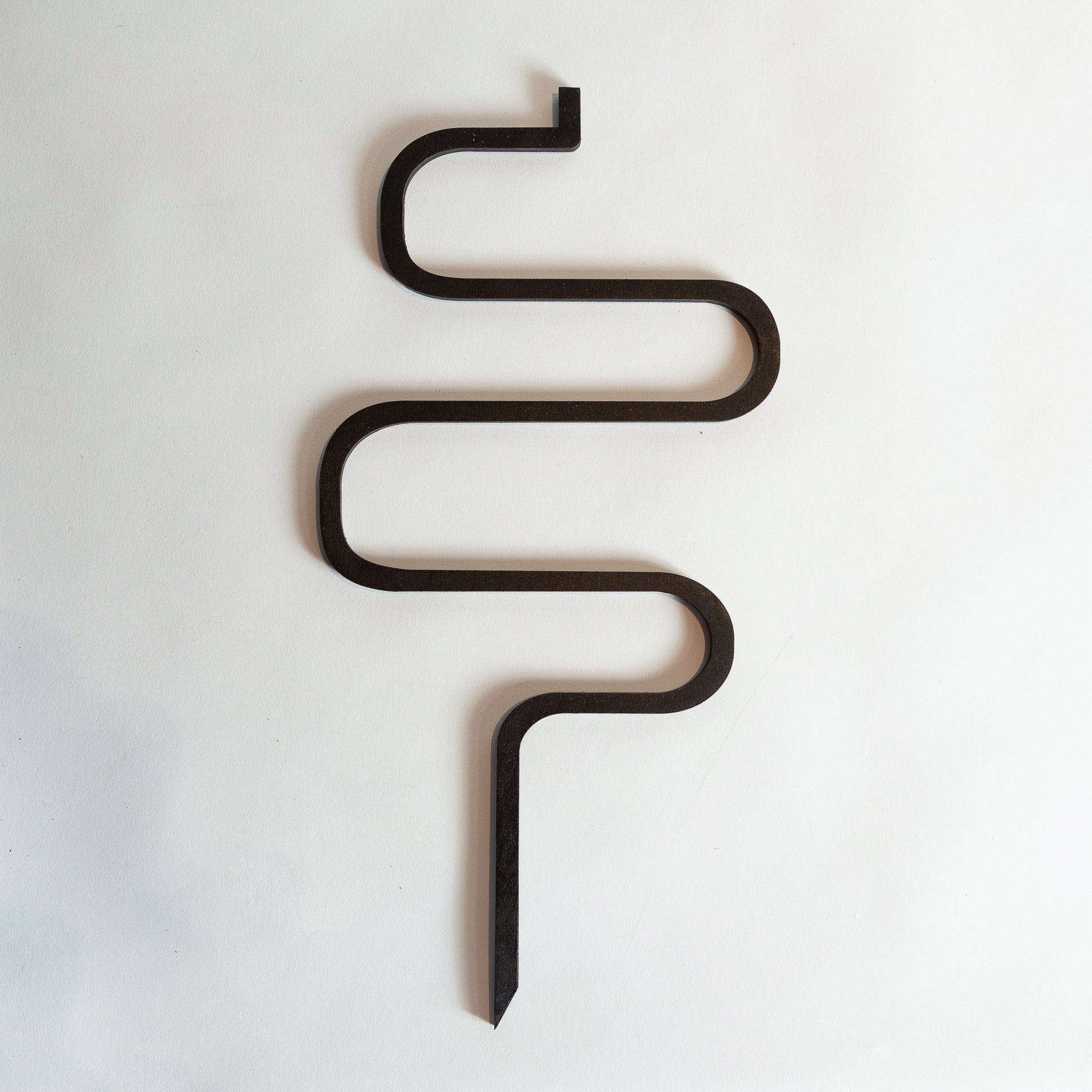 18" Black Squiggle Trellis - Urban Sprouts