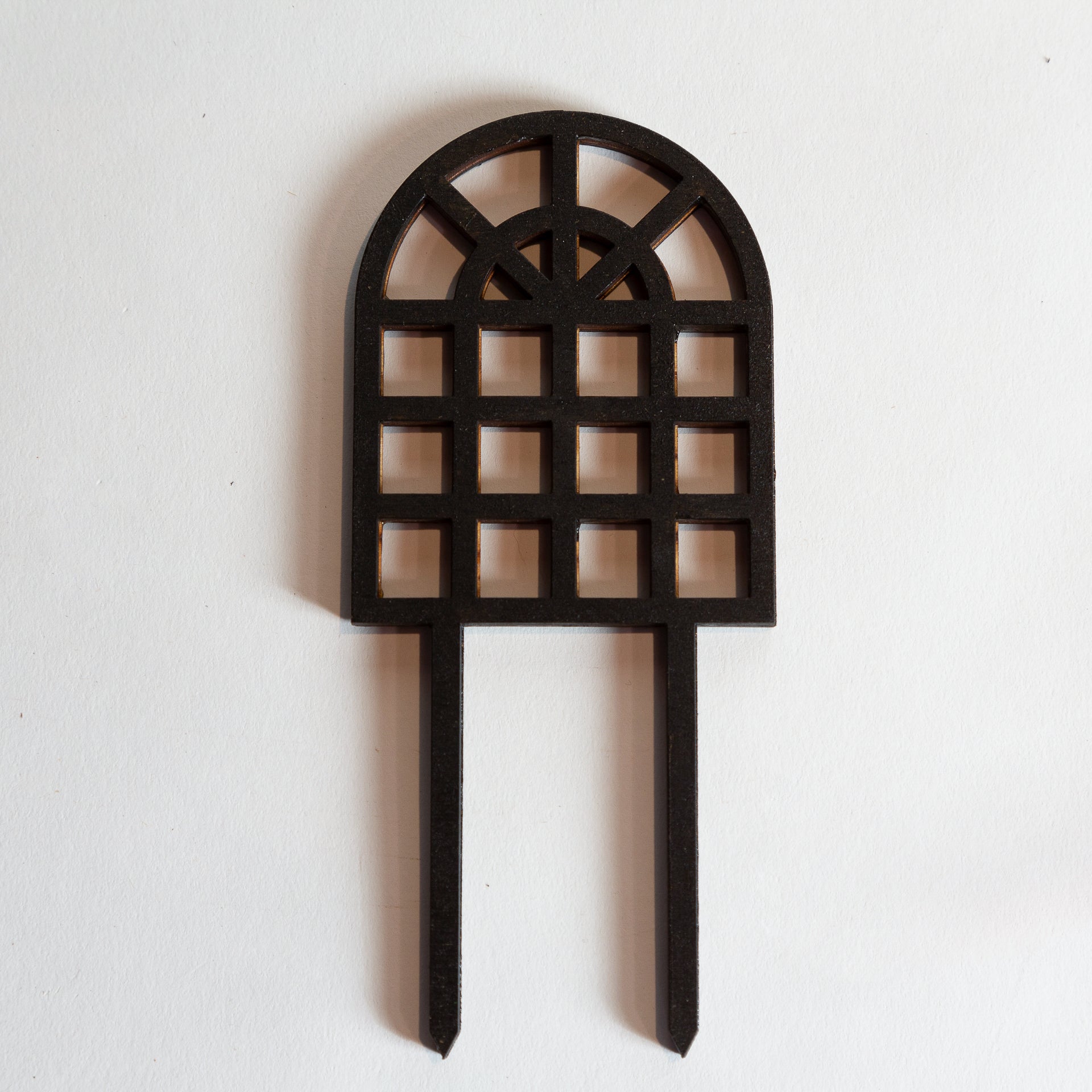 6" Pine Mini Windowpane Trellis - Urban Sprouts