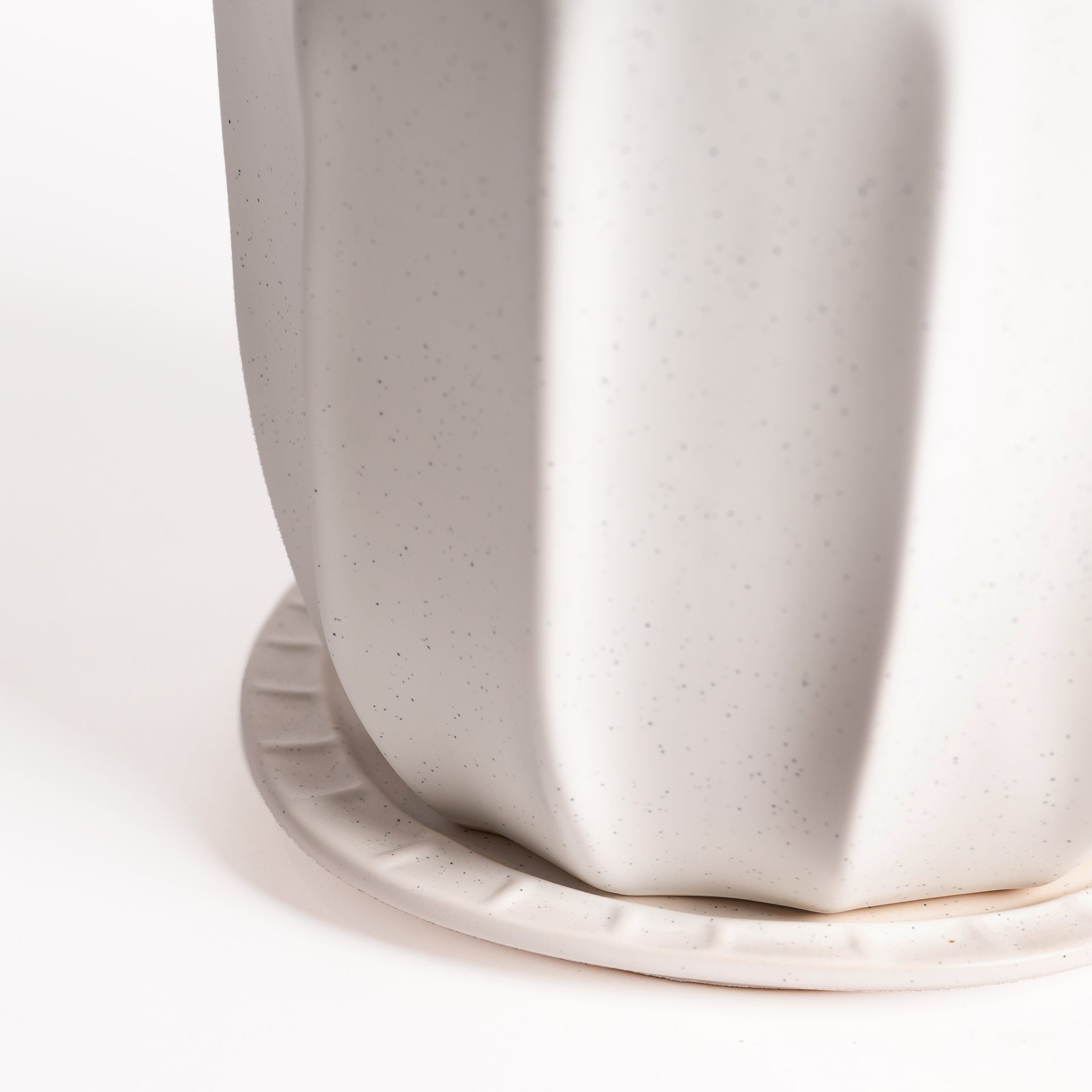 7.5" White Urchin Planter Set - Urban Sprouts