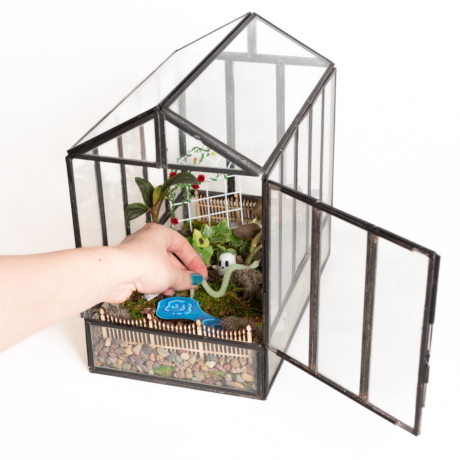 10/19 @ 2:00 Mausoleum Moss Gardens Workshop