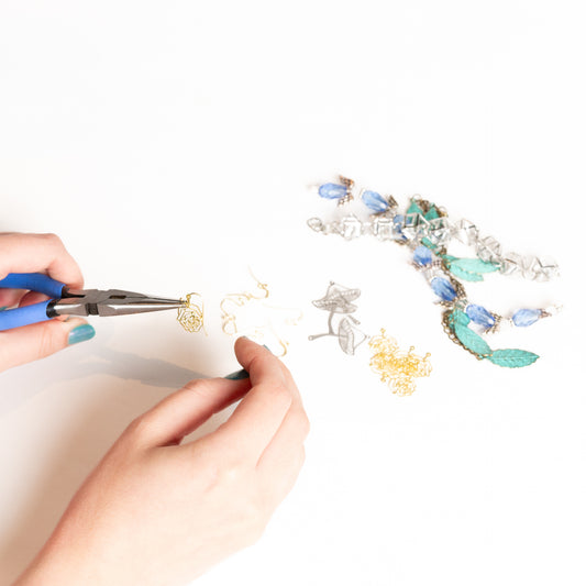 8/10 @ 1:00 - 4:00 Earring Bar Workshop Open House