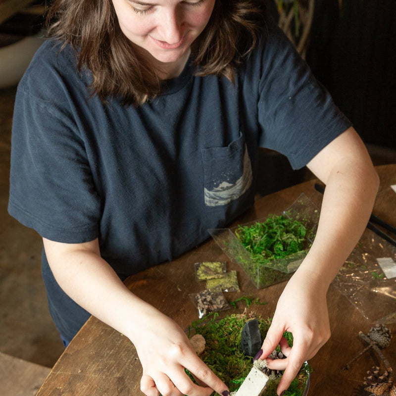 4/12 @ 6:00 Beginner Terrarium Workshop