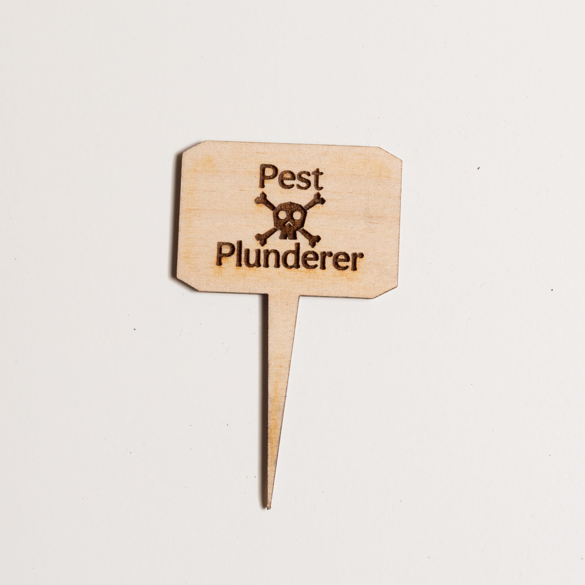 Mini Sign -Pest Plunderer - Urban Sprouts
