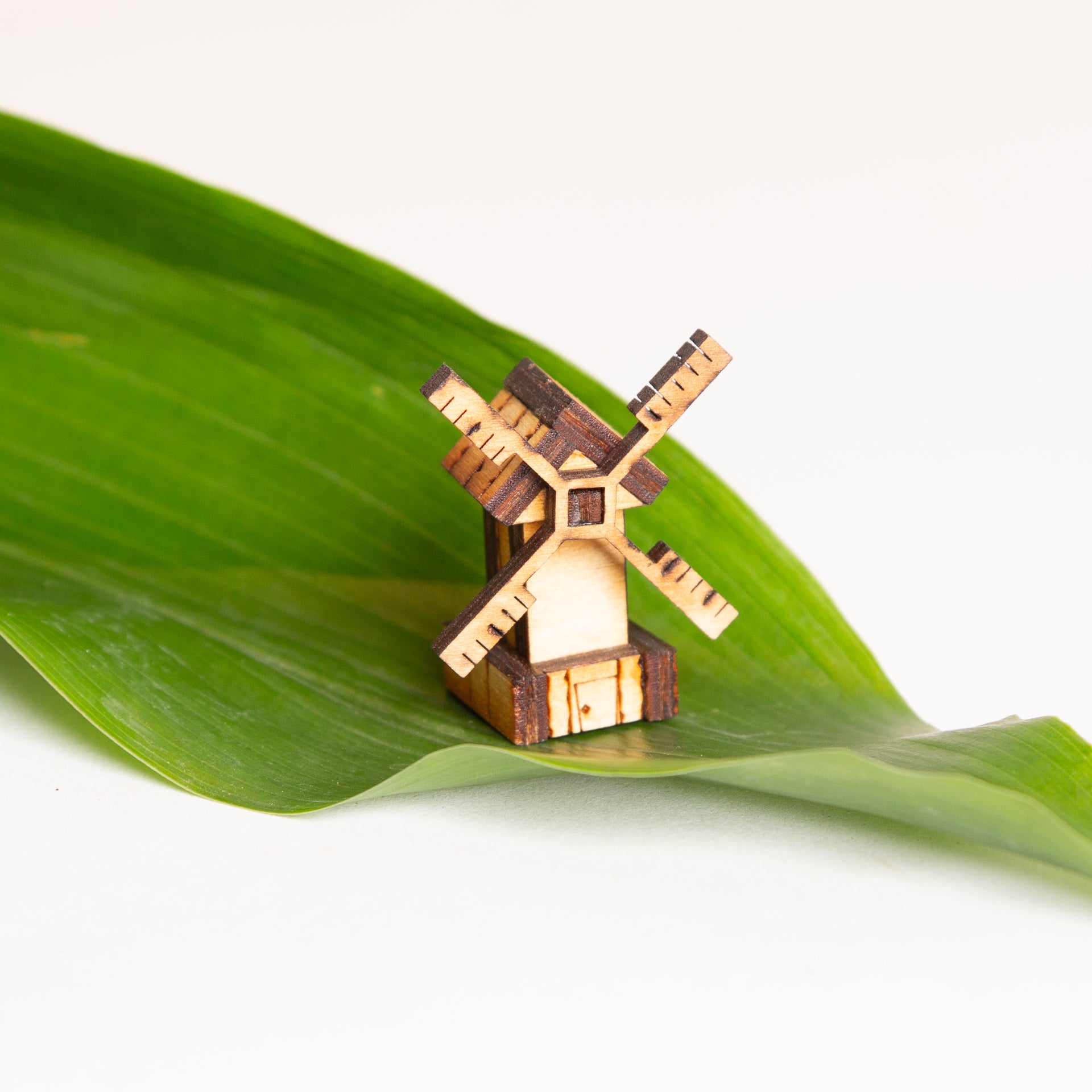 Terrarium Village Windmill - Urban Sprouts