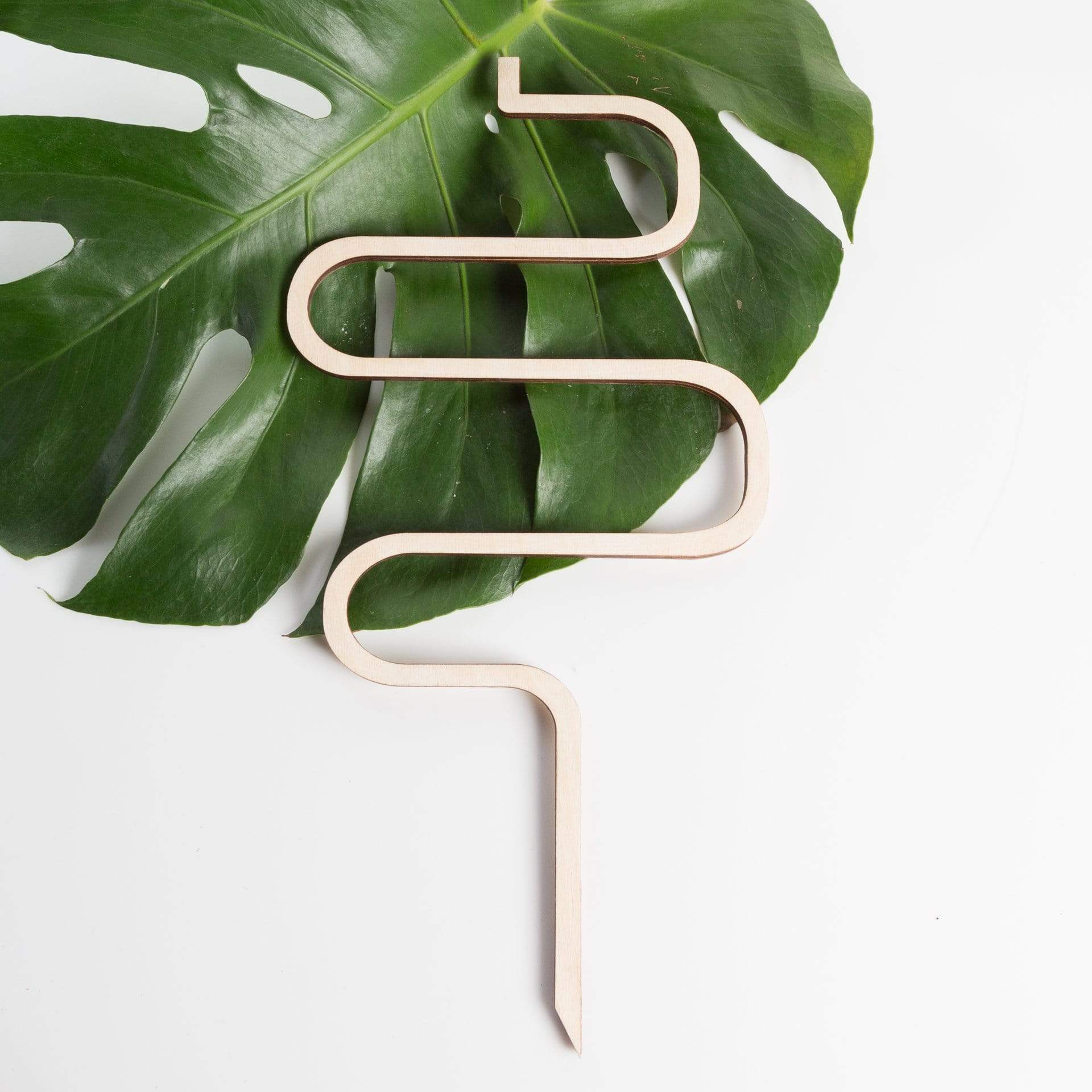 Urban Sprouts Production Trellis Pine Squiggle Mini Trellis