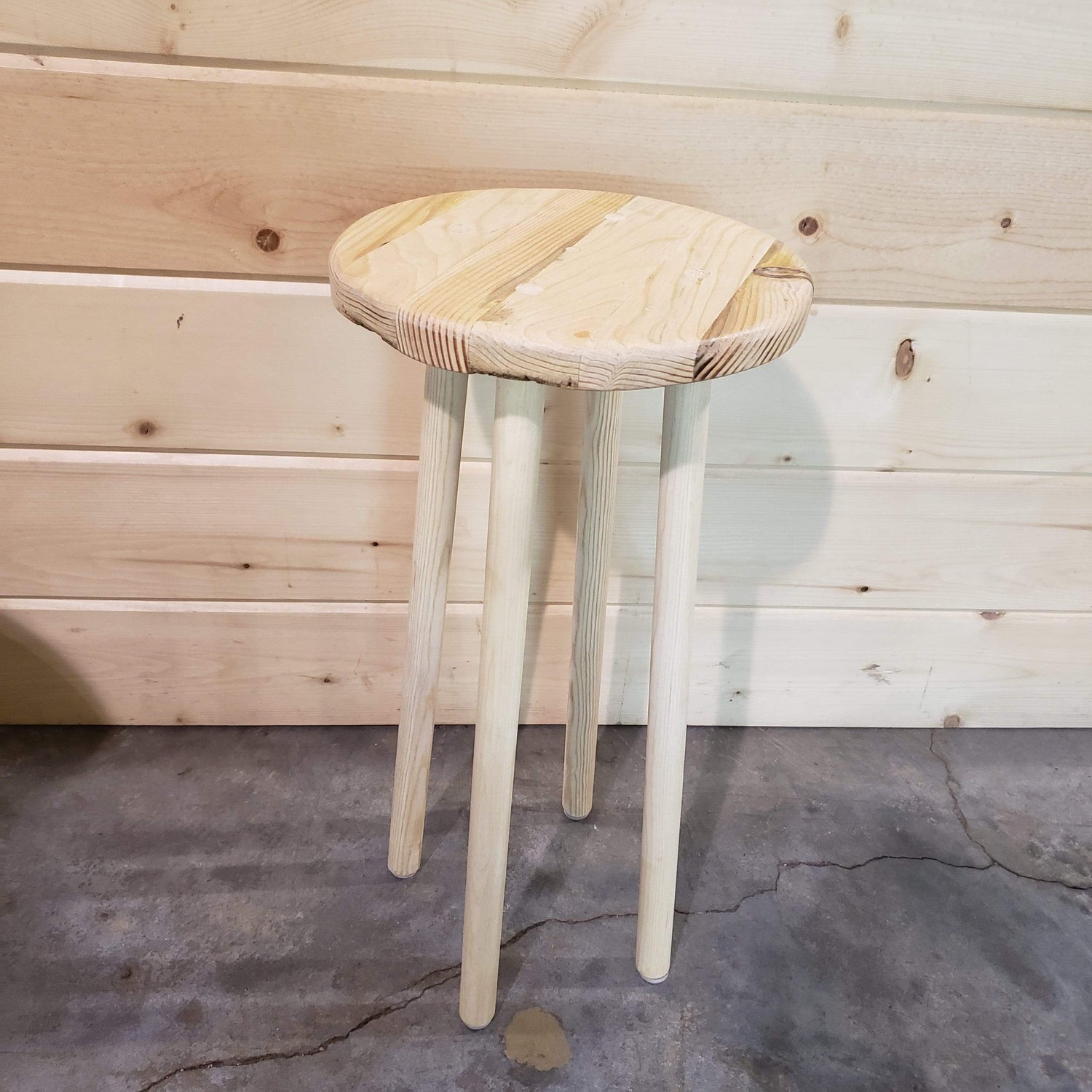 Joe Stearns Stand 18" / Pine Toadstool Plant Stand