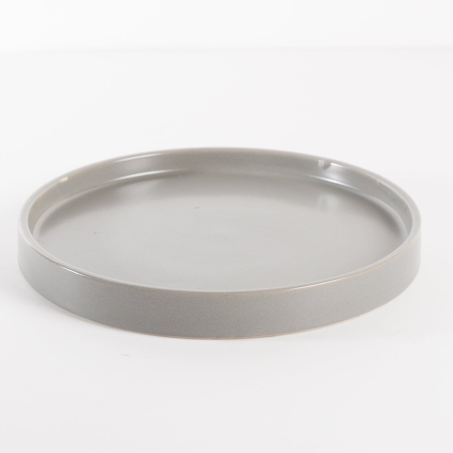 Washington Pottery Company Saucer 7.25" / Grey Essential Saucer